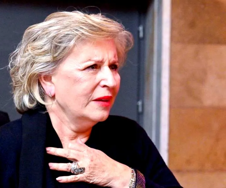 Krystyna Janda i jej najnowsze spektakle, które zachwycą każdego miłośnika teatru