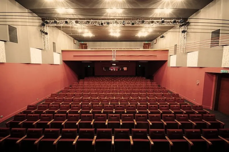 Odkryj Miejski Teatr Miniatura w Gdańsku: spektakle dla dzieci i dorosłych