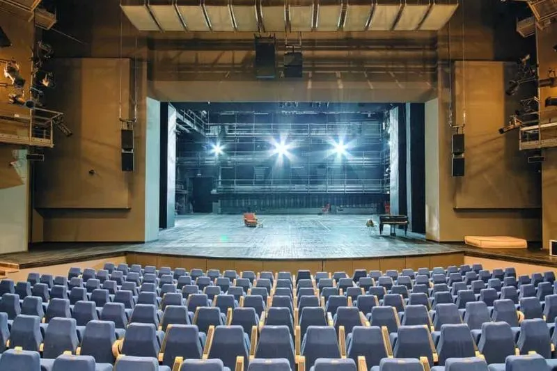 Architektura teatru