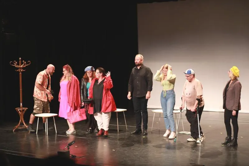 Idealny strój do teatru