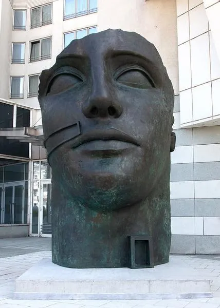 Igor Mitoraj