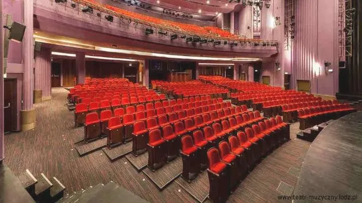 Parking przy teatrze