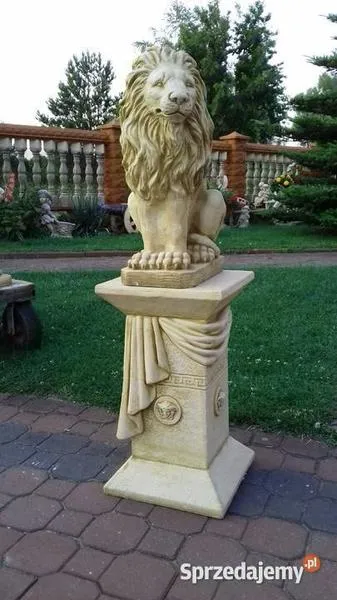 Rzeźby betonowe w ogrodzie