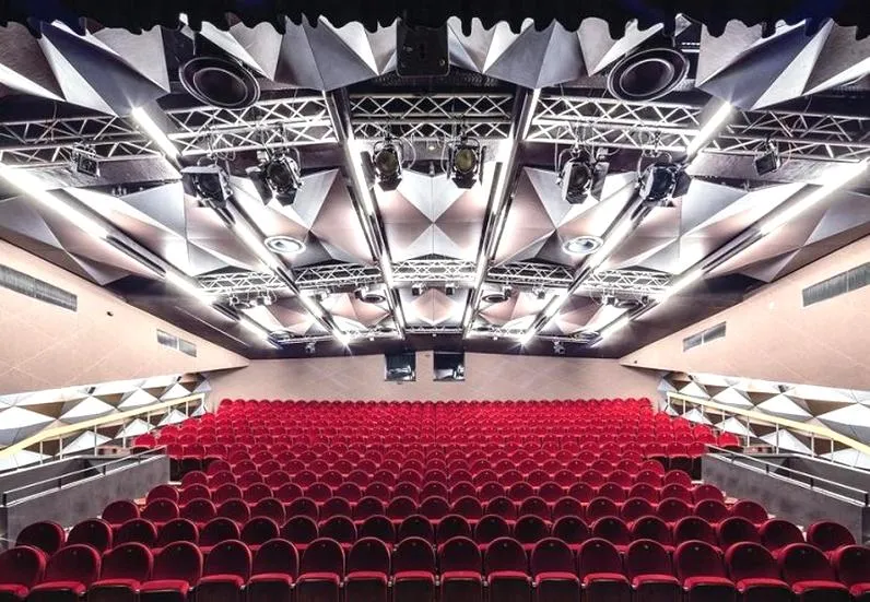 Teatr Kwadrat parking