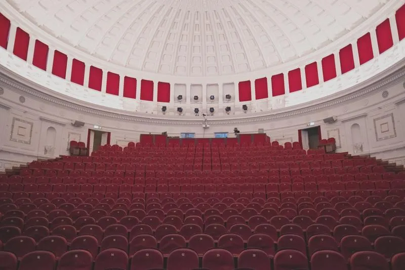 Trasy do Teatru Komedia