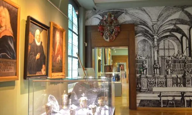 Wystawy i instalacje