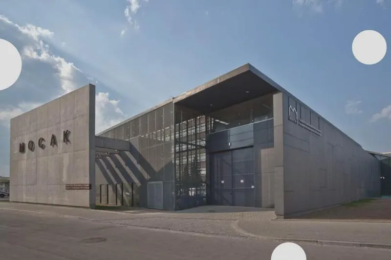 Zwiedzanie muzeum sztuki